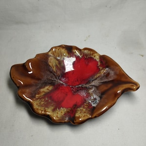 Vintage: Plato o bandeja de porcelana, objeto publicitario de la Caja de Ahorros A. Georges de Pougues-les-Eaux.