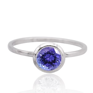 Natural Round Tanzanite Ring in 18k Solid Gold Tanzanite Solitaire Engagement Ring December Birthstone Ring Handmade Ring