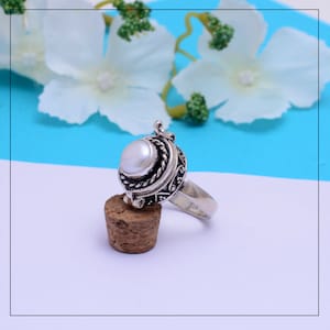 Unique Poison Ring, 925 Sterling Silver Ring, Pearl Box Ring, June Birthstone Poisoner Ring, Vintage Openable Ring for Women, Gifts for Her