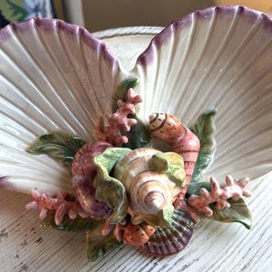 Fitz and Floyd Double scalloped double shell plate. Collectors plate with detailed coastal accents