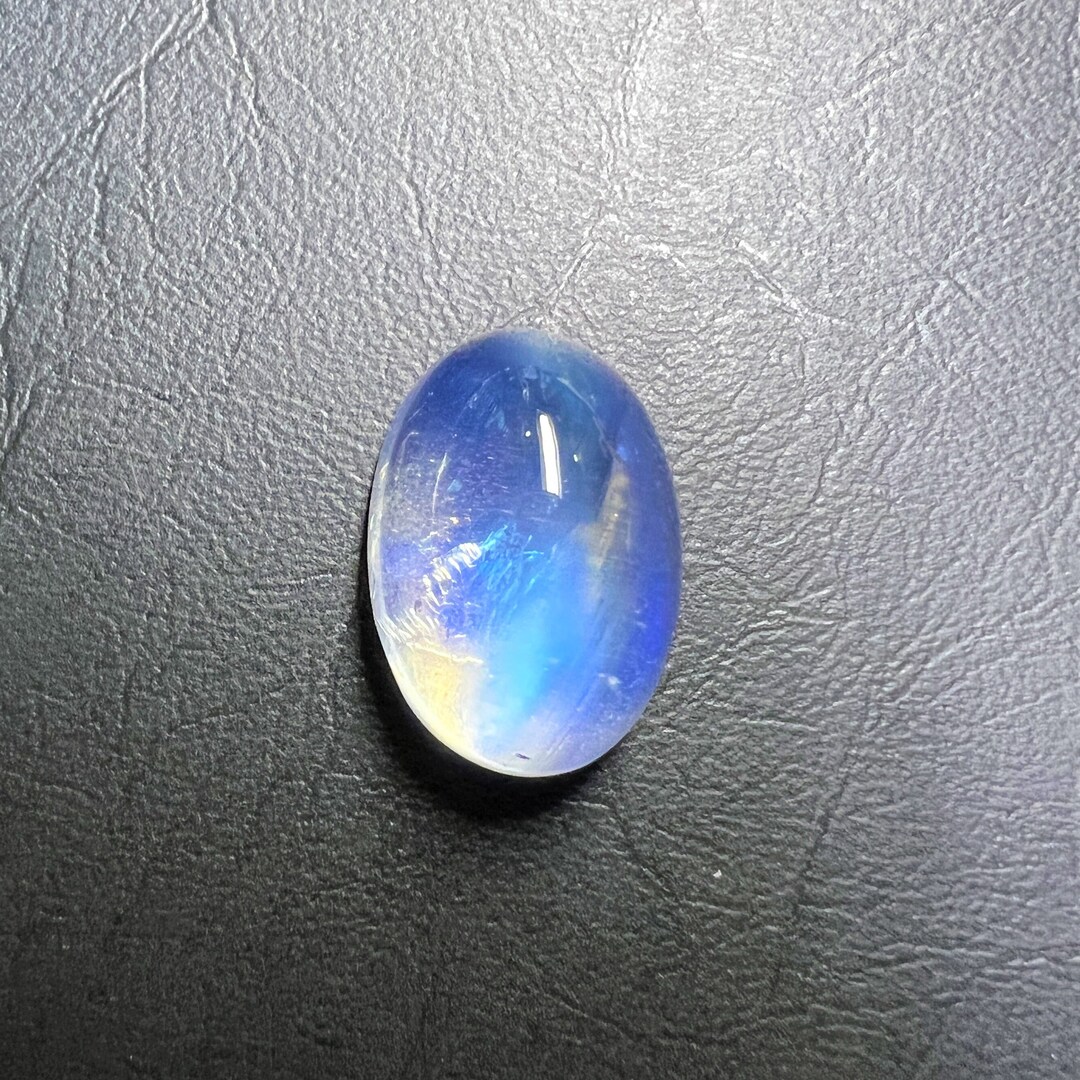 100 Natural Rainbow Moonstone 12.92ct Gemstone Cabochon, AAA Stunning