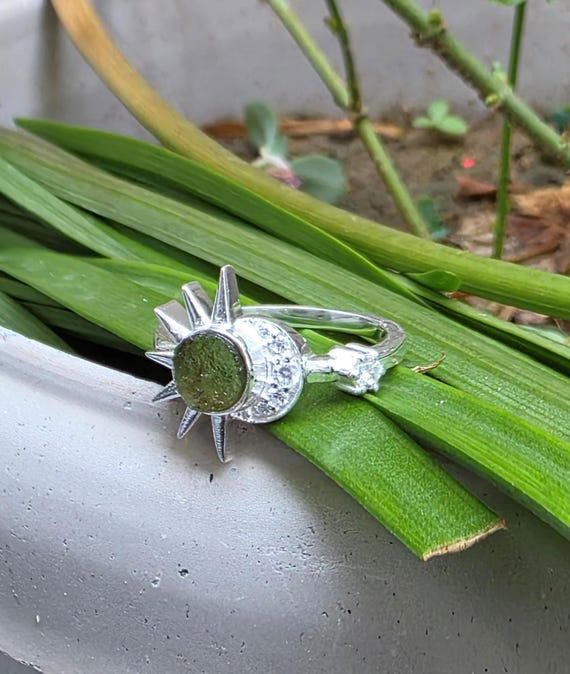 Raw Moldavite Crescent Moon Ring: 925 Sterling Silver, 6mm