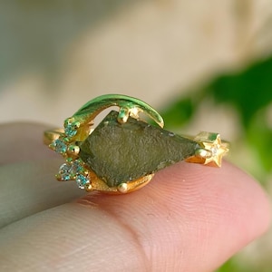 Raw Moldavite Sterling Silver Ring: Rough Green Meteorite