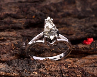 Raw Pyrite Statement Ring: Kite Stone, 925 Sterling Silver