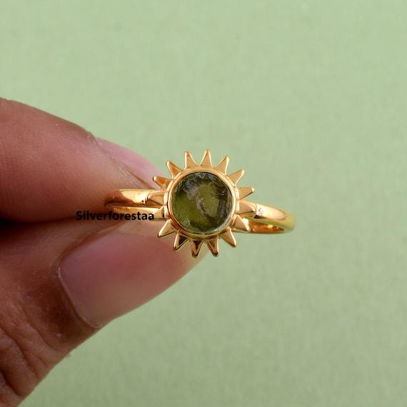 925 Sterling Silber | 100% NATÜRLICHER MOLDAVIT EDELSTEIN | Geschenke Für Sie | Schöner Moldavit Ring | Silber Moldavit Ring | 5-6 Mm Größe Stein - Österreich