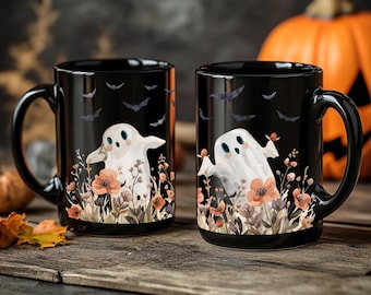 Taza con forma de fantasma, flores de jardín y murciélagos