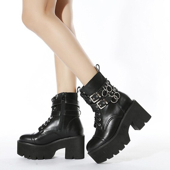 Autumn hotsell boots womens