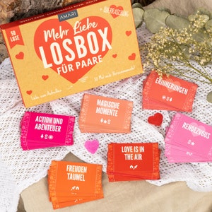 Losbox für Paare für 50 unvergessliche Momente - 50 Lose für Spiel, Spaß & Liebe - Zum Geburtstag, Jahrestag für Mann und Frau - AMARI®