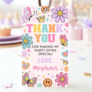 Etiqueta editable para recuerdo de cumpleaños de primavera, cumpleaños de niña con letras de parche, etiqueta de fiesta con parche universitario, etiqueta de agradecimiento preppy, descarga instantánea, 21 GBP