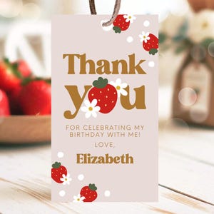 Étiquette de faveur d'anniversaire aux fraises modifiable, décoration de fille d'anniversaire aux fraises rétro, cartes d'étiquette de remerciement d'anniversaire Boho fraise imprimables, 02 GBP