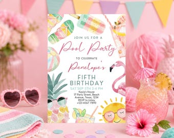 Puede incluir: Una tarjeta de invitación rectangular para una fiesta en la piscina con ilustraciones en acuarela de un helado, chanclas, un flamenco, una piña con gafas de sol, un sol con gafas y bebidas. El texto incluye Join us for a Pool Party to celebrate Penelope's Fifth Birthday, Sat Sep 5th 2-4 PM, Kayla's House, 17 Party Street, Beach Avenue, Texas, 1234, RSVP to Linley +123 4567 7890.
