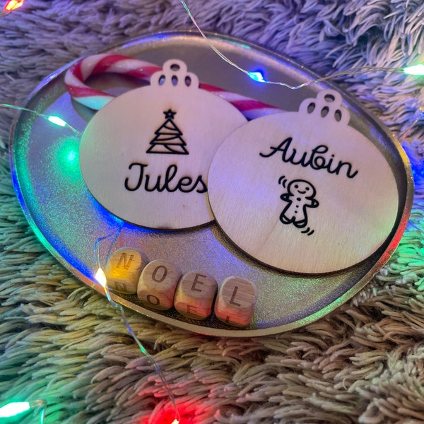 Boule de Noël personnalisée suspension décoration en bois gravé au laser pour les fêtes