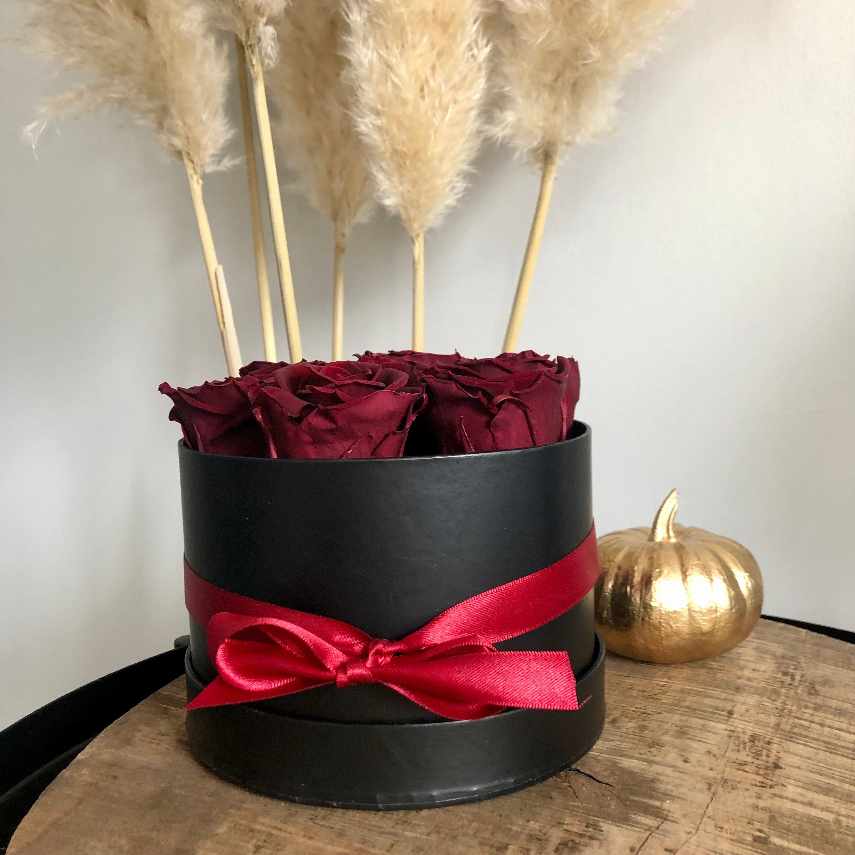 Box Boite Florale de Roses Stabilisées - Fleurs Éternelles