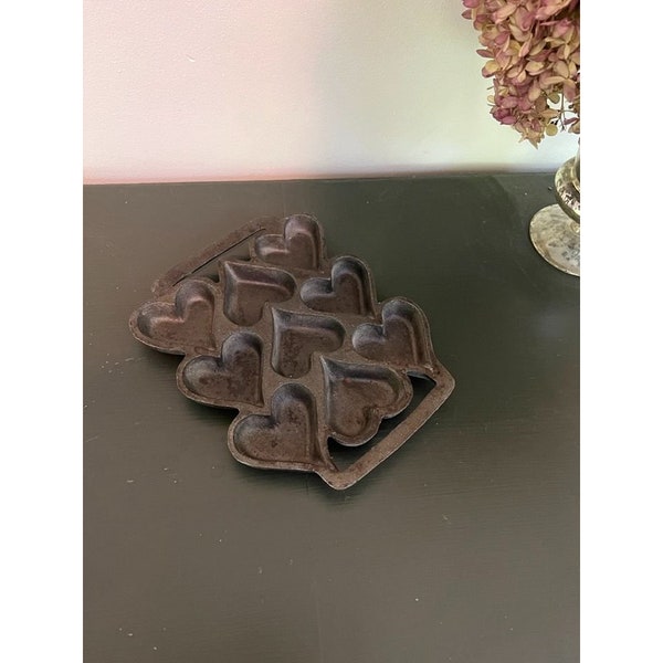 Cast Iron Heart Shaped Pan Etsy