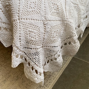 FRENCH ANTIQUE CROCHET BedSpread Handmade Bedding Cover White Cotton French Bedspread Bedroom Blanket Twin Size Throw Blanket White Bedroom