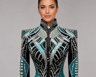 Zwarte western showmanship jas met zilveren strass steentjes, wedstrijdjas voor paardrijden.