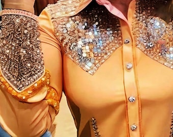 Sparkling Western Show Shirt: Elegant Horse Riding Apparel