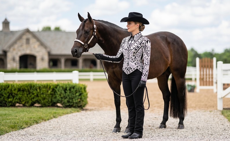 Custom Showmanship Jacket Women, Western Horsemanship Crystal Rodeo Queen Blazer image 4