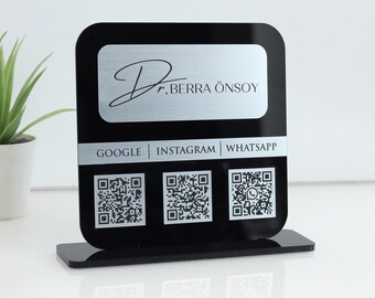 Aangepaste acryl QR-code displaystandaard: gepersonaliseerd logo en sociale links