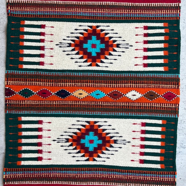 Maguey authentic Oaxacan rug, handwoven on pedal loom by zapotec artisans. 24in X 39.5in
