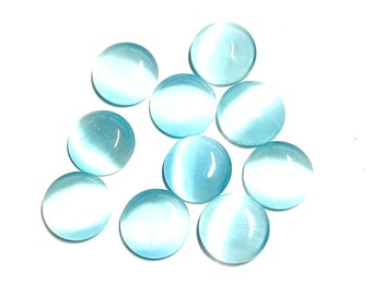 Cabochons ronds en verre cateye de 10 mm en bleu clair - 10 pièces