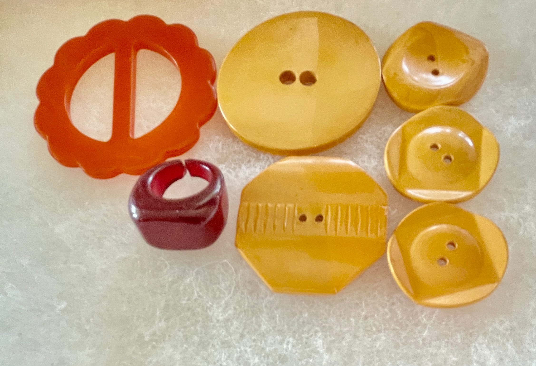 BAKELITE, SMALL COLLECTION of Buttons, One Buckle and One
