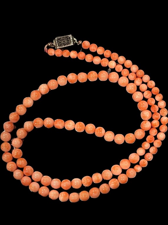 NATURAL PINK CORAL Victorian Graduated Bead Neckl… - image 1