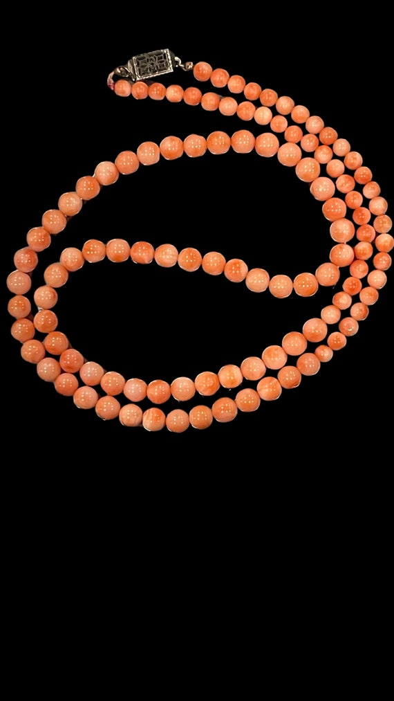 NATURAL PINK CORAL Victorian Graduated Bead Neckl… - image 2