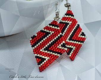Kolczyki z diamentowymi cegłami