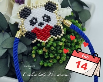 Adjustable bracelet with brick-stitch decoration Panda in love