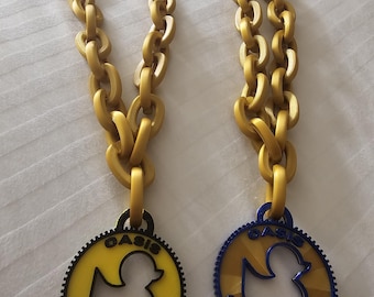 Medallion neck chain