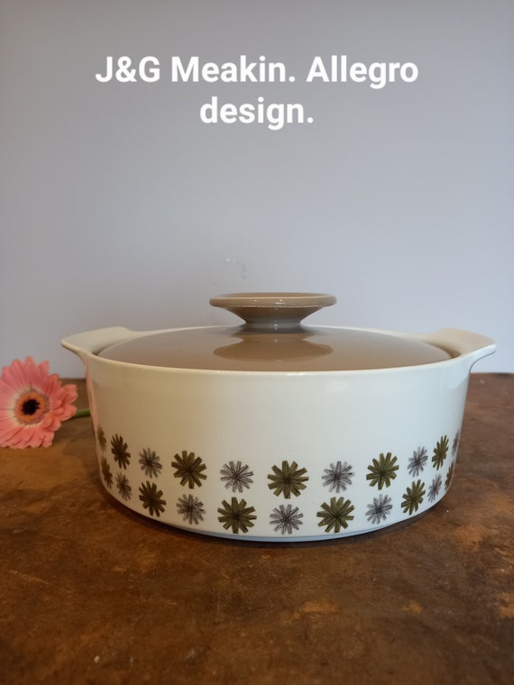 J&G Meakin Studio Tureen. Allegro design (1960s)