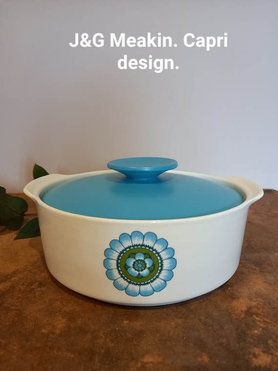 J&G Meakin Studio Tureen. Capri design (1970s)