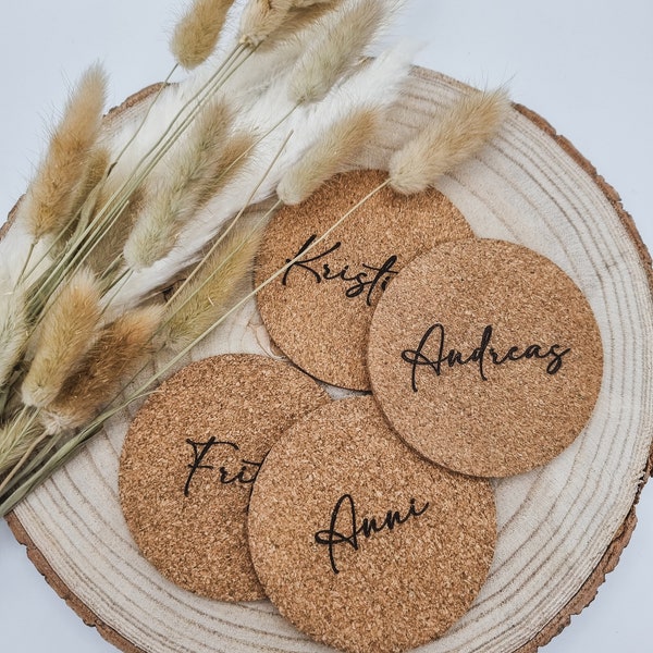 Personalisierte Korkuntersetzer Set | Geschenk zum Einzug | Set Korkuntersetzer für Gläser mit Name