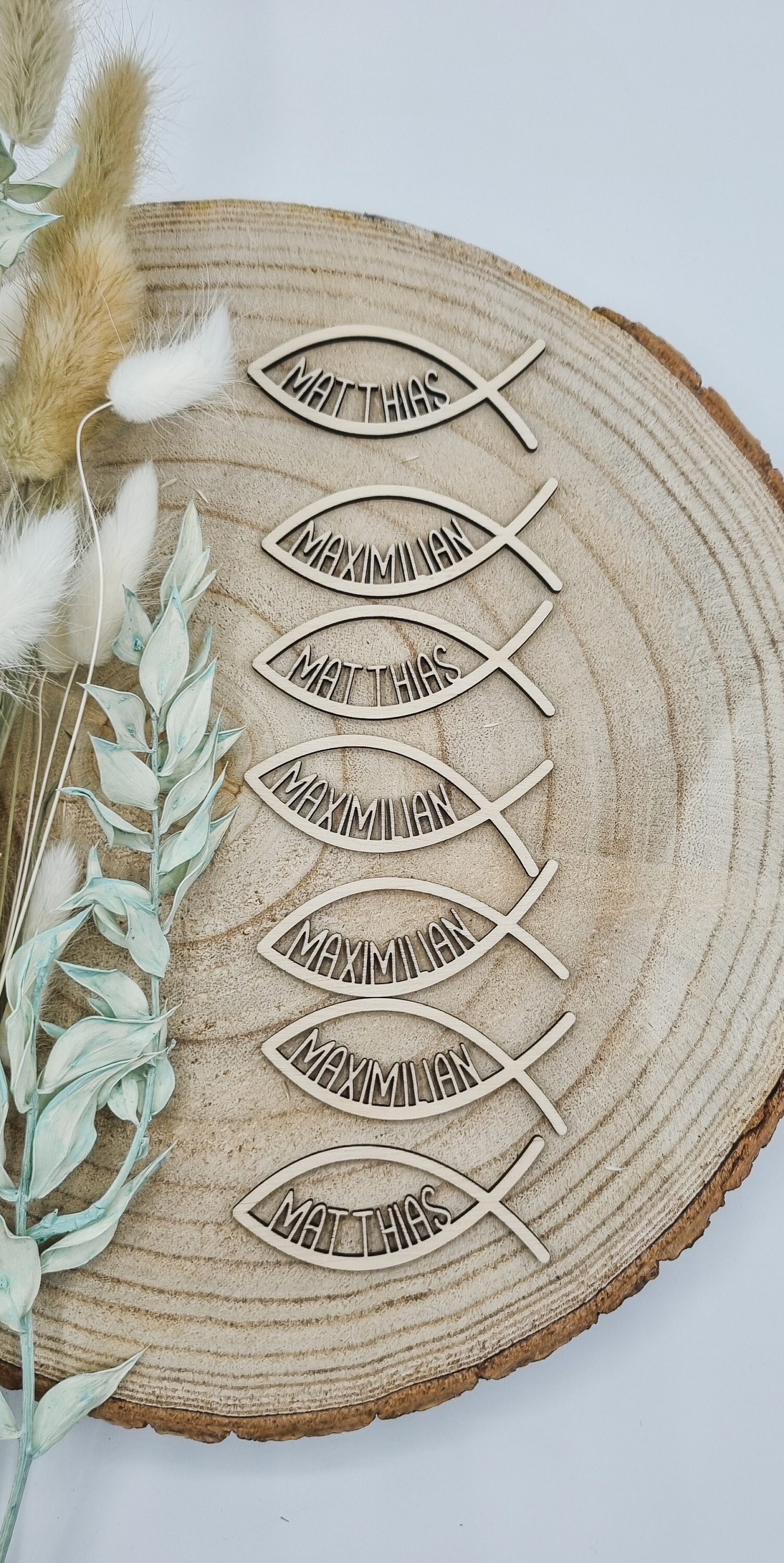 Decorazione Tavolo Per Comunione In Legno Con Scritta 'Alles Gute Zur Konfirmation' - Set Con 45 Pesciolini In Legno Blu - Battesimo E Cresima - 2