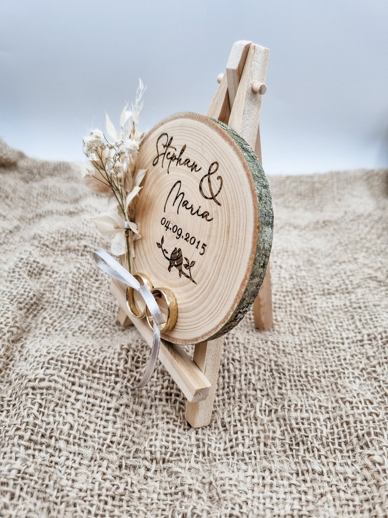 Ringkissen aus Holz mit Trockenblumen Baumscheibe Hochzeit Geschenk zum Jubiläum Trauringhalter mit Trockenblumen zdjęcie 6