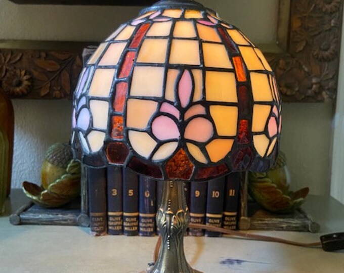 Vintage Small Stainedglass Shade Lamp Made by L&LWMC Circa 1980s Etsy