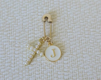 Personalised Dainty Baby Pin/Brooch, Newborn Baby Pin, Baby Accessory, Baby Gift