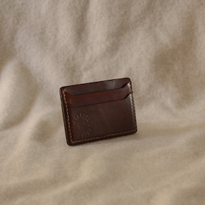 Porte-cartes en cuir — marron