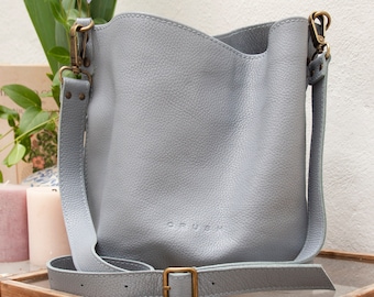 Designer bucket bag with adjustable strap. Women shoulder bag for everyday use. Chic soft leather bucket bag. Perfect women's bucket bag.MAE