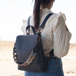 Fossil laptop bag canada sales