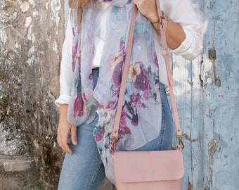 Leather Crossbody Bag. Metalic zipper. Handmade Crossbody Bag for Women. Minimalist Travel Bag. Gift for her. 23 colors. Joy S Pegasus