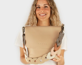 Leather Crossbody Bag. Metalic zipper. Multicolor link strap.  Handmade Crossbody Bag. Crossbody bag women. Available in 13 colors. Joy.