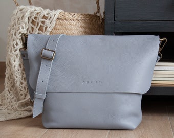 Handmade Leather Crossbody Bag: Everyday Handbag, 19 Colors