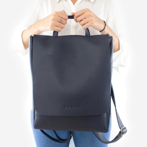 Mochila de piel convertible en bolso: uso diario, correas ajustables