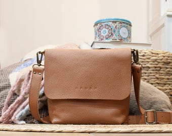 Tan Leather Crossbody Bag for Women, Handmade Minimalist Shoulder Purse, Everyday Leather Bag.JOY