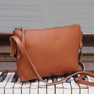El mejor bolso bandolera para mujer. Pequeño bolso bandolera de piel para uso diario. Bolsos de mujer en oferta. Minibolso bandolera. Bolso de piel hecho a mano. SZOE