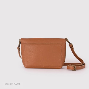 Cute leather crossbody bag for women made by craftsmen in Spain. Handmade gift for women. Available in 13 colors and 4 sizes. JOY image 3