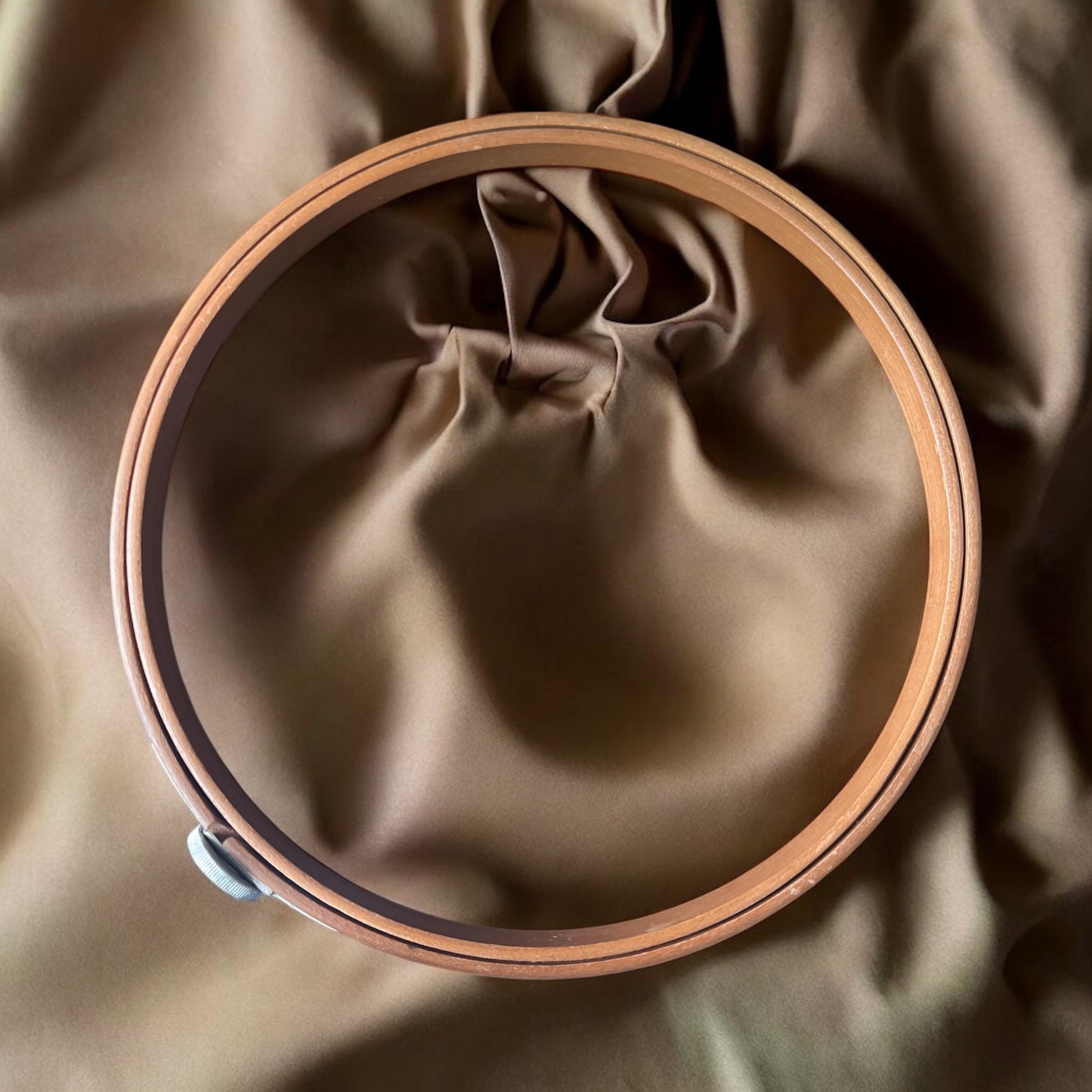 Vintage Princess Wooden Embroidery Hoops Set Of 4 Antique Princess Wooden Embroidery Hoop, 4 inch - Day Trip  main image 2
