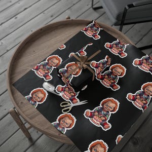 Papier do pakowania prezentów, Papier do pakowania prezentów urodzinowych Chucky, Papier do pakowania prezentów z horrorów, Straszny papier do pakowania prezentów, Papier do pakowania prezentów na Halloween, Straszny papier do pakowania prezentów